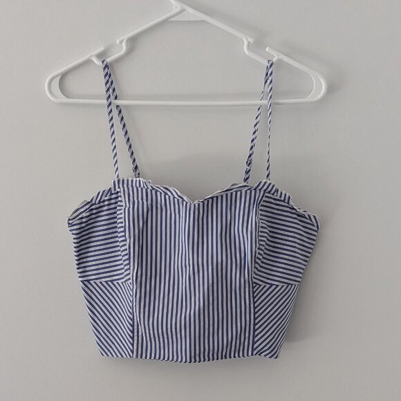 NWT Crop Top Size Large - Picture 1 of 2